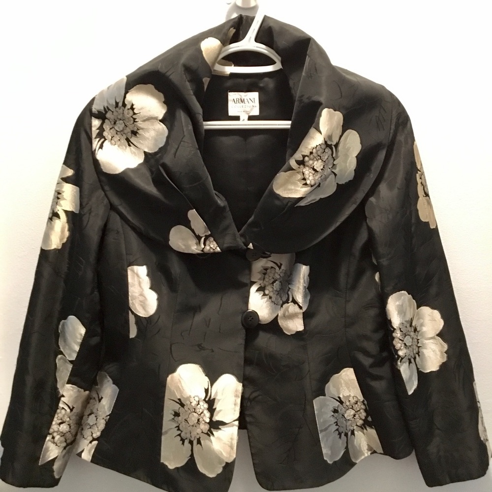 Stunning & Rare Armani Collezioni Floral Jacket!